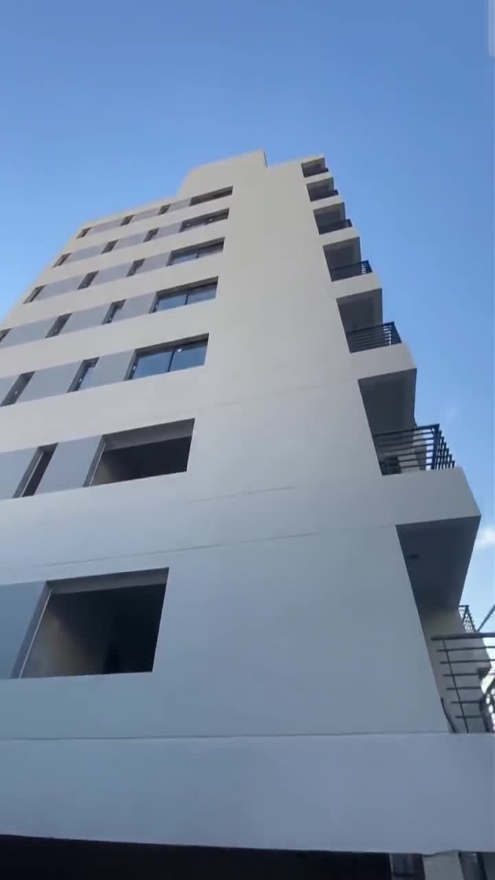 Fachada de un edificio desde el exterior